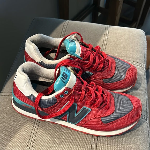 New Balance Other - New Balance 574 men’s size 9 shoes red & grey  excellent condition